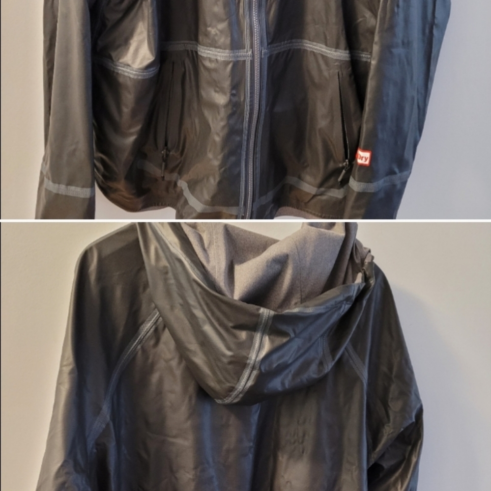 2x Columbia jacket